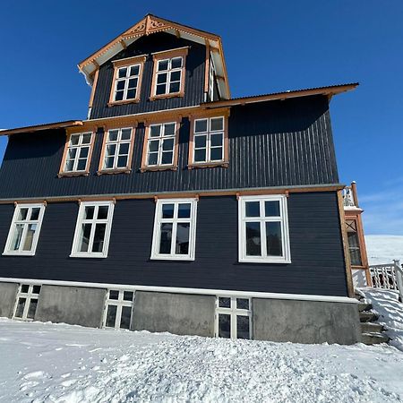 Hoepfner And Tulinius Historical Houses Akureyri Esterno foto
