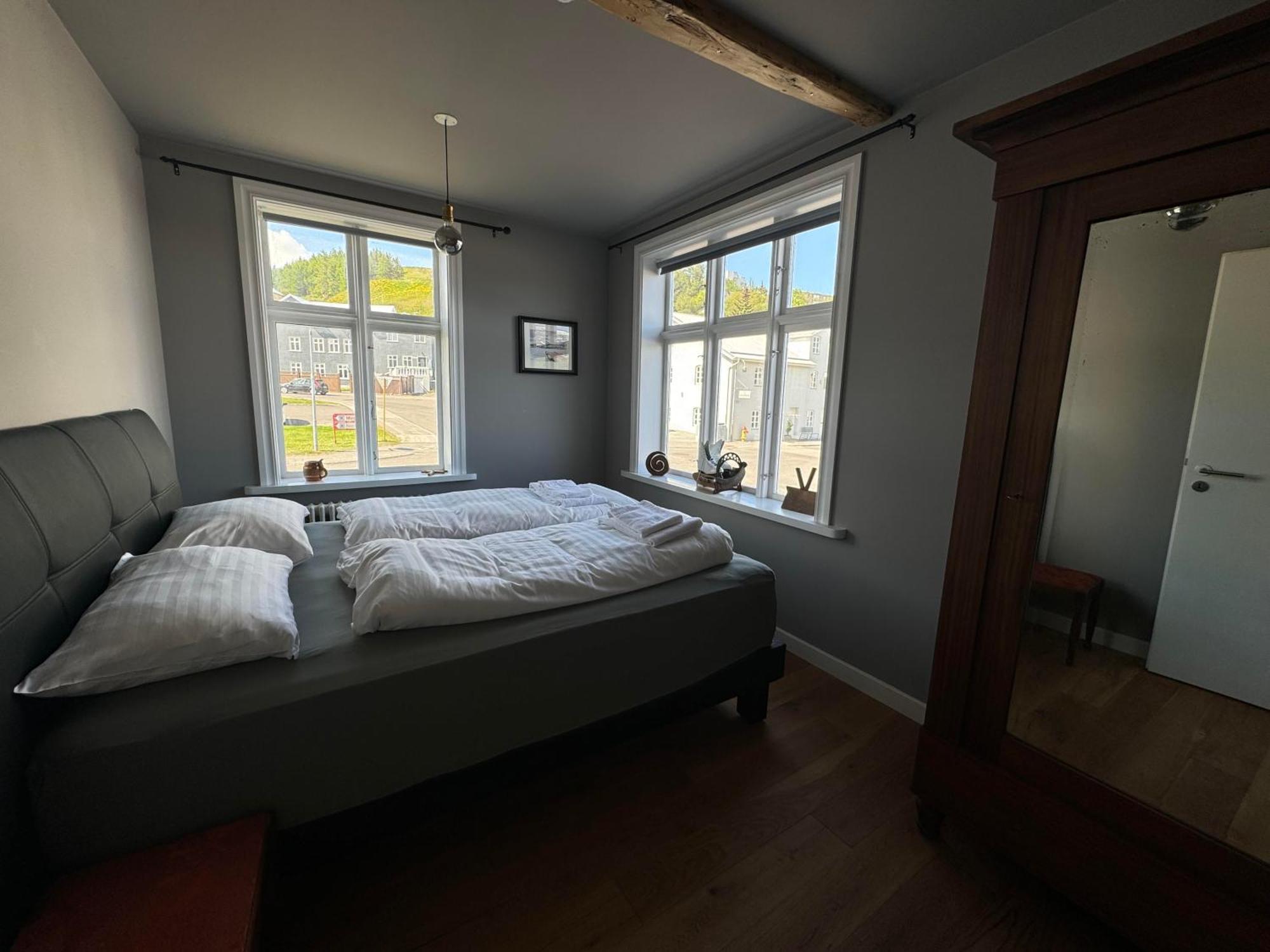 Hoepfner And Tulinius Historical Houses Akureyri Esterno foto